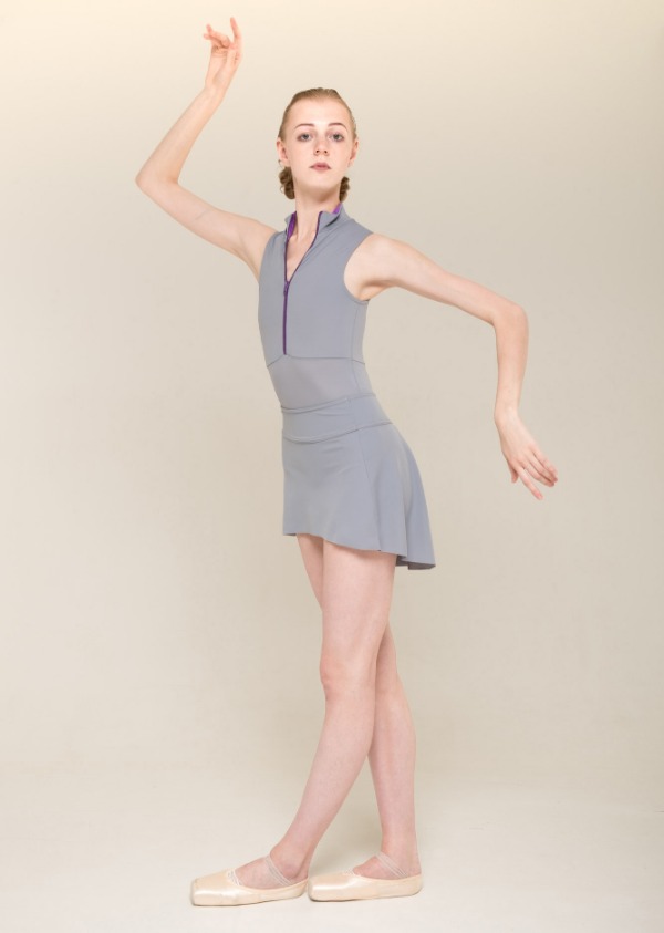 The Skirt Stretches basic - grey - NISARAT